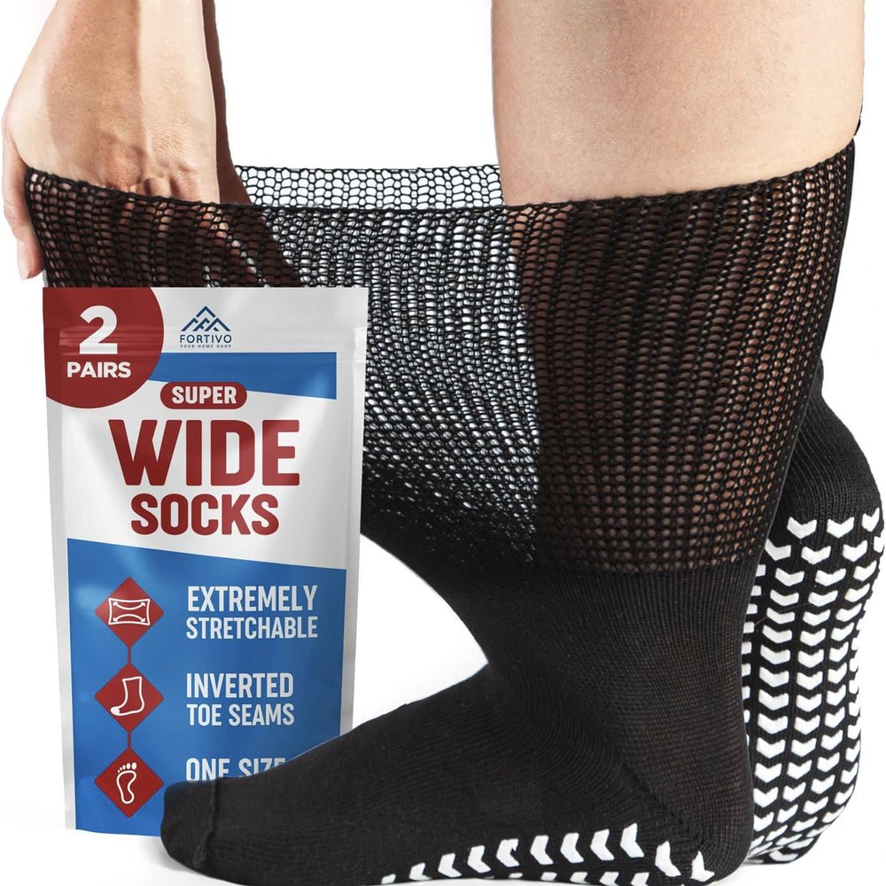 2 Pairs Extra Wide Socks For Swollen Feet, Non-Slip Hospital and Diabetic Socks for Men and Women