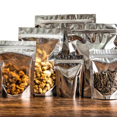 100-Pack Reclosable Large Mylar Bags for Food Storage 6" x 9" Stand Up Pouch Bags in Bulk Resealable Smell Proof Aluminum Silver Foil Bags with Clear Window Kitchen Storage Edible Packaging
