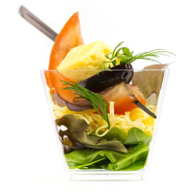 Square Dessert Cup - 5.5 ounce - 350 Count - Spoons Included - Clear Plastic - Large Appetizer Cup -Tall Dessert Cup-Tasting Cup- Parfait Cup-Disposable or Reusable