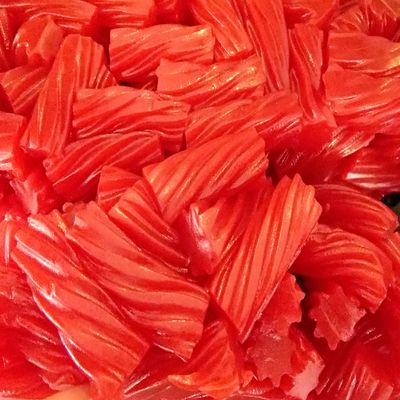 Australian Strawberry Licorice Twists | Soft Strawberry Licorice 1.92 Pound (30 Ounce) By CandyKorner