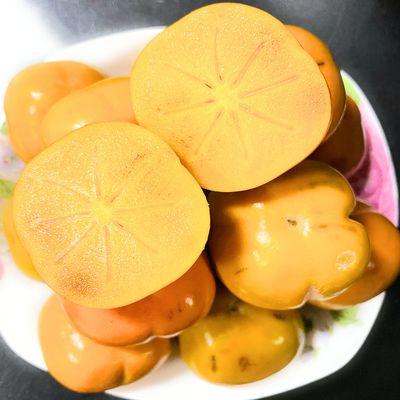 Farmmarket Fresh Persimmon 6 LBS