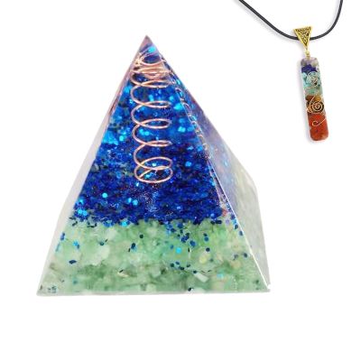 TYQXSH Energy Generator Turquoise/Green Tungling Crushed Stone Orgonite Pyramid Chakra Reiki Meditation (Color : B, Size : 80 * 80mm)