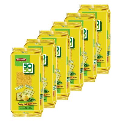 Britannia Crackers 50 50 Maska Chaska Biscuit 13.12oz (372g) - Dipped in Butter and Peppered - Delicious, Light & Crispy Cookies (Pack of 6)