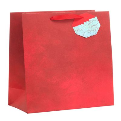 UK Greetings | Large Gift Bag for Him/Her/Friend | Party Bags for Presents | Birthdays/Weddings/Congratulations/New School/University/Exam Results/Graduation | Red Design | 330 x 267 x 137 mm