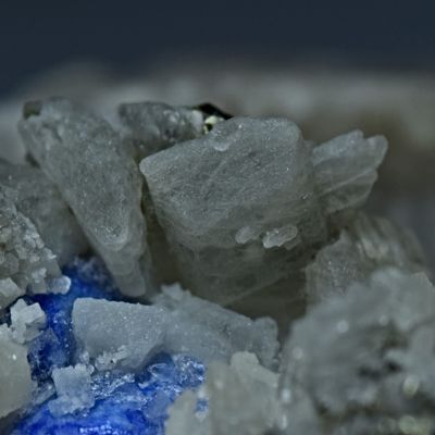 Rare Several Forsterite Crystals with Two Lazurite Crystals On Matrix 85 Gram