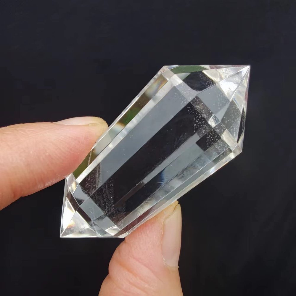 12-Facet Clear Crystal Wands Vogel Crystals 12 Sided Vogel Crystal Point Vogel Style Quartz Clear Crystal Quartz Reiki Healing Stones Spirital Meditation Stone Chakra Gemstone Home Decor. Gift (5cm)