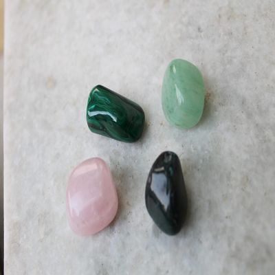 Jet Authentic Unique Collection of Rose Quartz + Green Aventurine + Malachite + Bloodstone Tumbled Stone for resolving Health Issues for Dis-Ease. Balancing Healing Stones (Heart Issue)