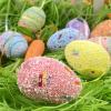 Hikkcos 1/2 LB Easter Green Grass Large Pack Green Raffia Grass Recyclable Shred Paper for Gift Basket Filler Easter Party Decoration Wrapping Basket Filling view 3