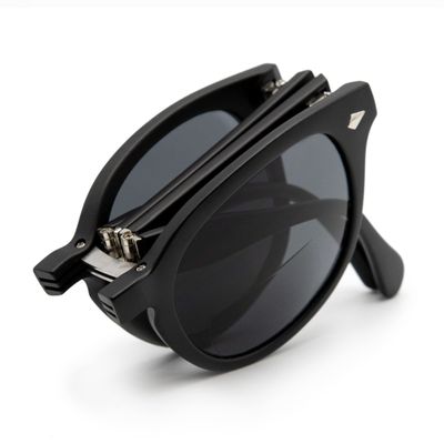 VITENZI Foldable Bifocal Sunglasses for Men and Women - Folding Reader Sunglasses - Retro Reading Sun Glasses with Built In Readers - Fano in Black 2.00