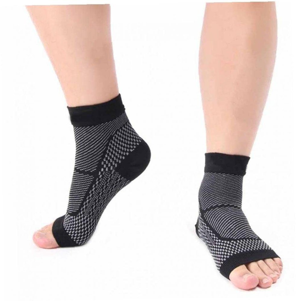 1 Pair Plantar Fasciitis Socks Foot Sleeves for Sport Arthritis Pain Relief Ankle Support Brace for Men Women Black