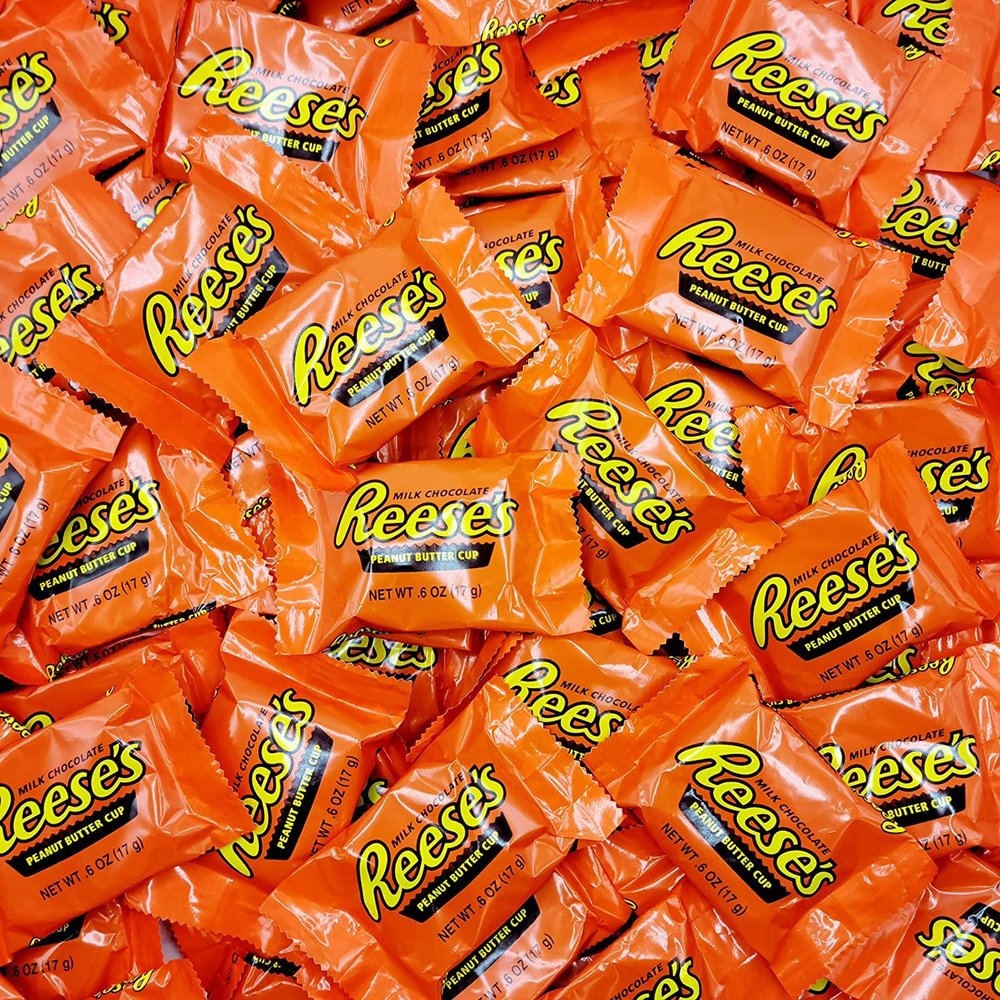 Reeses Peanut Butter Snack Size Cups Candy - Peanut Butter covered in Rich Milk Chocolate - Gluten Free - individually wrapped Bulk Candy (2 Pound)