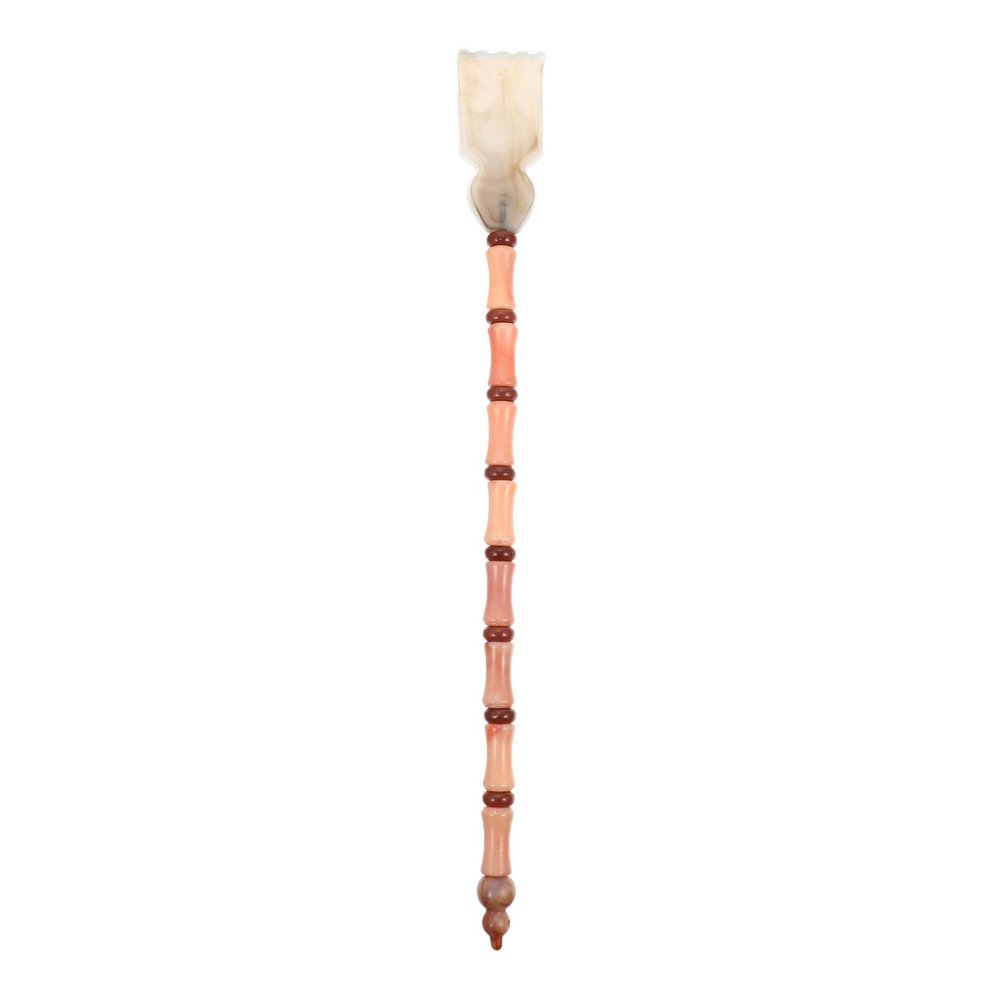 Healifty Back Scratcher Ox Horn Back Itching Scalp Scratcher Hand Massage Tool with Long Handle for Home Office 38cm Light Brown