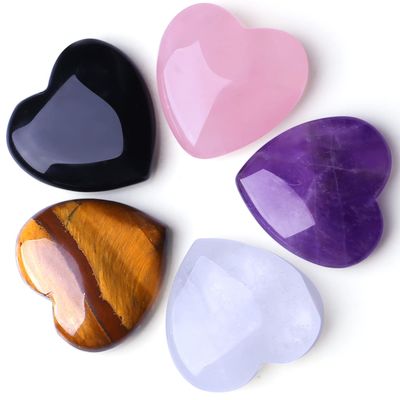 5 PCS Crystals Natural Heart Pocket Stones Polished Rose Quartz Amethyst Assorted Healing Crystals Palm Love Shaped 0.8" Gemstones Set Reiki Energy Balancing Meditation Mother's Day Gift