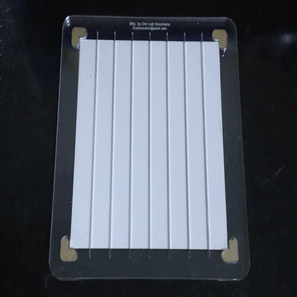 AKON SCIENTIFIC TLC Cutter, Lab use for Cutting Glass 20x20 Plates to 5x4, 5x3, 5x2.5 and 5x2 Pieces with Two pens, 20x20 CM