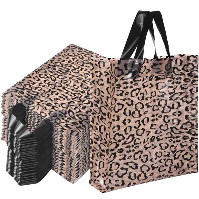Tudomro 150 Pack Christmas Boutique Bags Christmas Plastic Merchandise Valentines Reusable Shopping Gifts Bags 10 x 13 Inch for Xmas Holiday Party Supplies(Leopard Pattern)