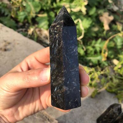 WGPHDW Meditation Home Decor, 60-90mm Natural Garnet Crystal Obelisk Quartz Crystal Wand Point Healing Stones Tower Natural Quartz Crystals Gifts,Natural Crystal (Color : 1pc, Size : 60-75mm)