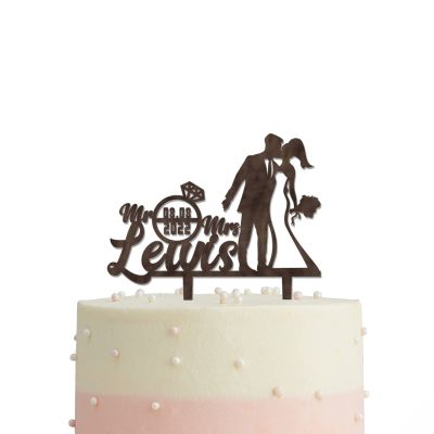 JuneLucky Personalized Mr & Mrs Wedding Cake Topper,Bride & Groom Kissing Silhouette Cake Topper with Customized Last Name and Date for Wedding Anniversary Engagement Party Supplies,Rustic Wood Brown