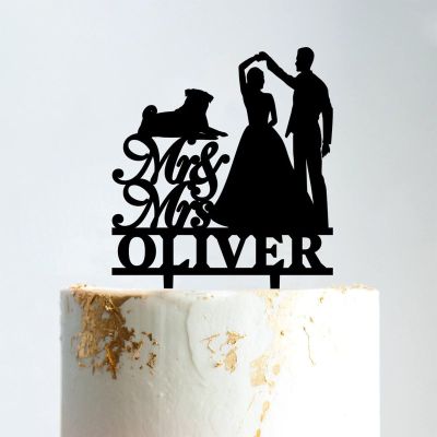 Mr & Mrs Rustic Wreath Couple's Names Cake Topper Bride And Groom with Pet Wedding Cake Topper Couple Silhouette Custom Initials Cake Topper Anniversary Cake Toppers Black Acrylic, 6 Inch