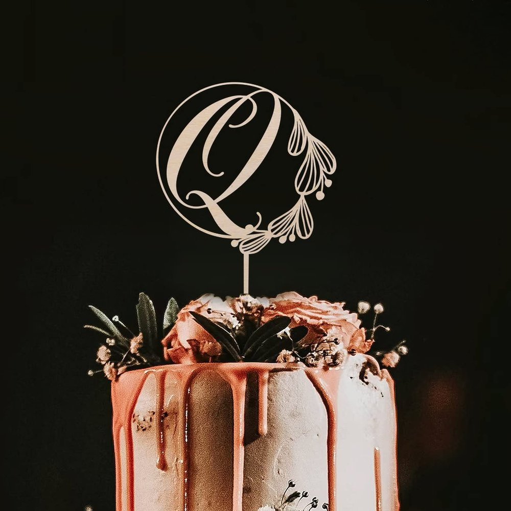 ENEDNATE Personalized Initial Letter Cake Topper Custom Last Name Initials Floral Wreath Wedding Cake Topper Celebration Wedding Engagement Party Decoration Supplies
