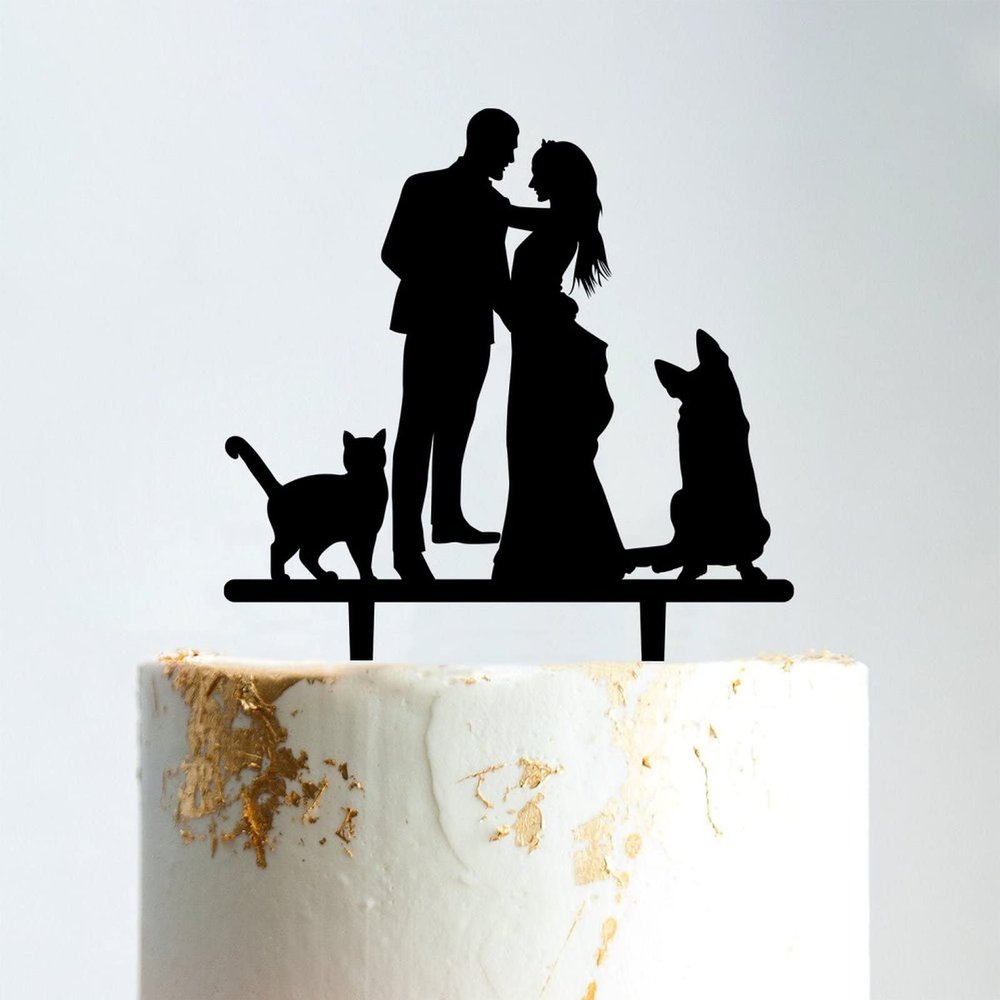 Mr & Mrs Rustic Wreath Couple's Names Cake Topper Bride And Groom with Pet Wedding Cake Topper Couple Silhouette Custom Initials Cake Topper Script Cake Toppers for Wedding Black Acrylic, 6 Inch