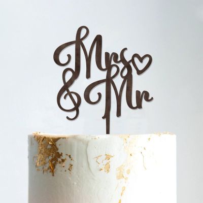 Mr & Mrs Rustic Wreath Couple's Names Cake Topper Bride And Groom with Pet Wedding Cake Topper Couple Silhouette Custom Wedding Cake Topper Rustic Wedding Cake Topper Brown Wood Wood, 6 Inch
