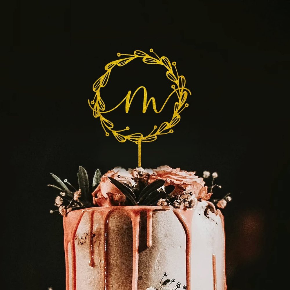 ENEDNATE Cake Topper Initials M Cake Topper Golden Monogram Letter Wreath Wedding Engagement Anniversary Party Cake Decoration Acrylic Wedding Cake Toppers