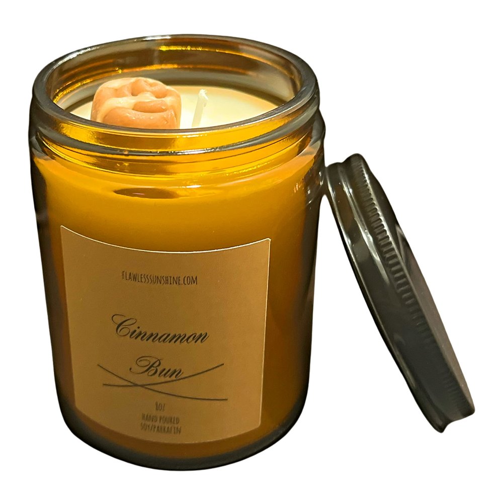 Cinnabon -Handmade-Soy Blend (Food)