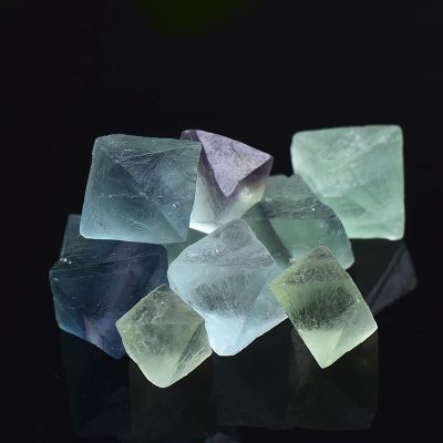 100% Natural Crystal Fluorite Octahedral Crystal Rock Specimens Energy Modern Home Decoration Crafts Gift,Big,50g