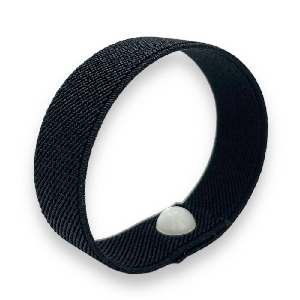 AcuBracelet AcuBalance Womens Health Wristband Waterproof Acupressure Band for Menopause Relief, Hot Flashes, Stress, Sleep, and Mood Support with Snap Technique (small 6, Black)