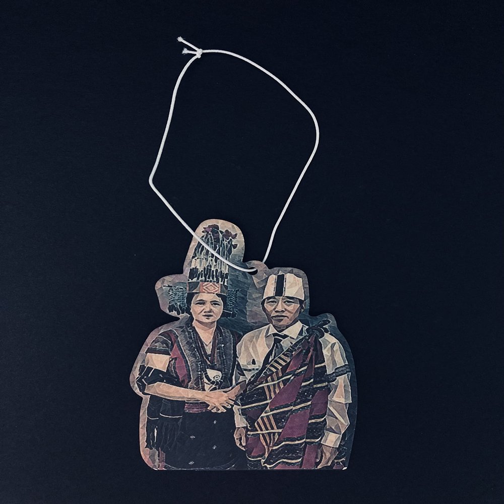 Chin Traditional Couple - Air Freshener (YSL)
