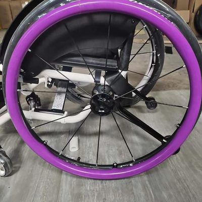1Pair 22/24Inch Wheelchair Push Rim Covers, Wheelchair Pusher Cart Ring Protective Sleeve, Silicone Wheelchair Push Rim Covers, Non-Slip Wear-Resistant Hand Push Cover