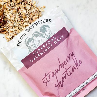 Doc's Daughters Superfood Overnight Oats - Strawberry Shortcake (6 Pack)