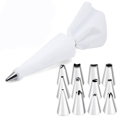 12/24 pcs set Cream Nozzles Pastry Tools Accessories For Cake Decorating Pastry Bag Kitchen Bakery Confectionery equipment (White, 12 piping tips)