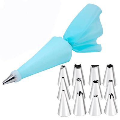 12/24 pcs set Cream Nozzles Pastry Tools Accessories For Cake Decorating Pastry Bag Kitchen Bakery Confectionery equipment (blue, 12 piping tips)