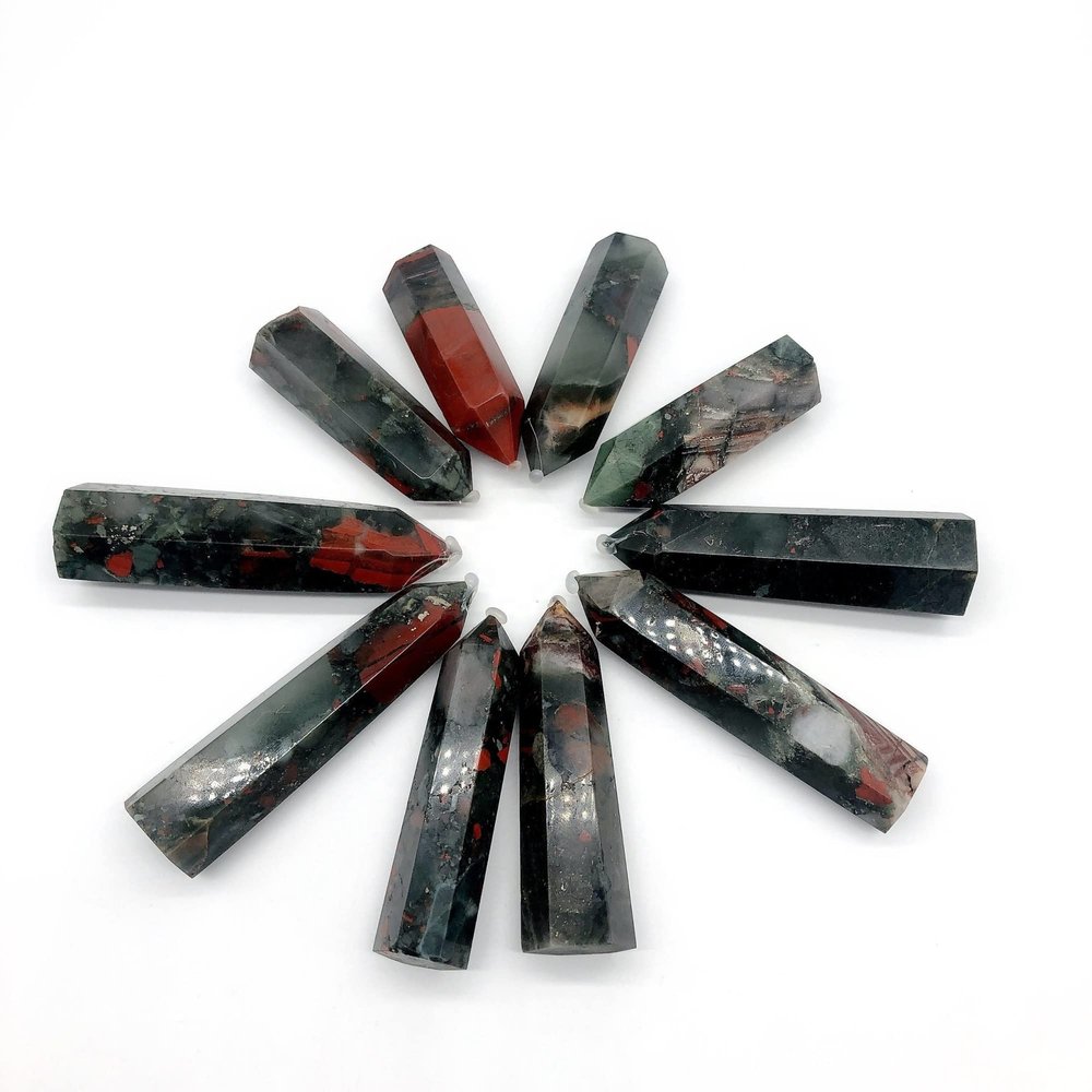WGPHD Meditation Home Natural Crystal Quartz Point Wand Bloodstone Tower Home Decor (Size : 9-10cm)