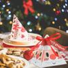 Toyvian 50Pcs Christmas Candy Boxes Triangle Candy Bags Xmas Santa Claus Box Present Packaging Paper Bags Christmas Treat with Ribbon Triangle for Party view 2