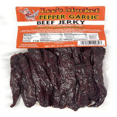 Lee's Market Pepper Garlic Beef Jerky - Soft & Tender - Healthy Low Carb, Gluten-Free Snack - Paleo & Keto-Friendly - Michigan Made Handcrafted Jerky - Specialty Gourmet Meat Snacks - 8oz