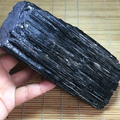 WGPHD Health & Household Natural Black Tourmaline Stone Rough Rock Sample (Size : 600-650g)