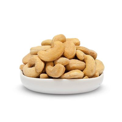 BETT Salted Cashew Nuts Salted Cashew   (1 Kg) Salted Cashew Nuts Salted Cashew   (1 Kg)