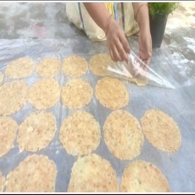 Jayani Homemade Authentic Banarasi Aaloo Papad 800 Gm - Handmade in India, Ready To Cook, Made With Fresh Potato