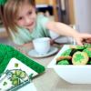 200 Pcs St. Patrick's Day Shamrock Napkins Green Cocktail Napkins Shamrock Beverage Paper Napkin Disposable Dinner Napkins Cocktail Napkin for Irish Kitchen Restaurant Parties DinnersStylish view 4