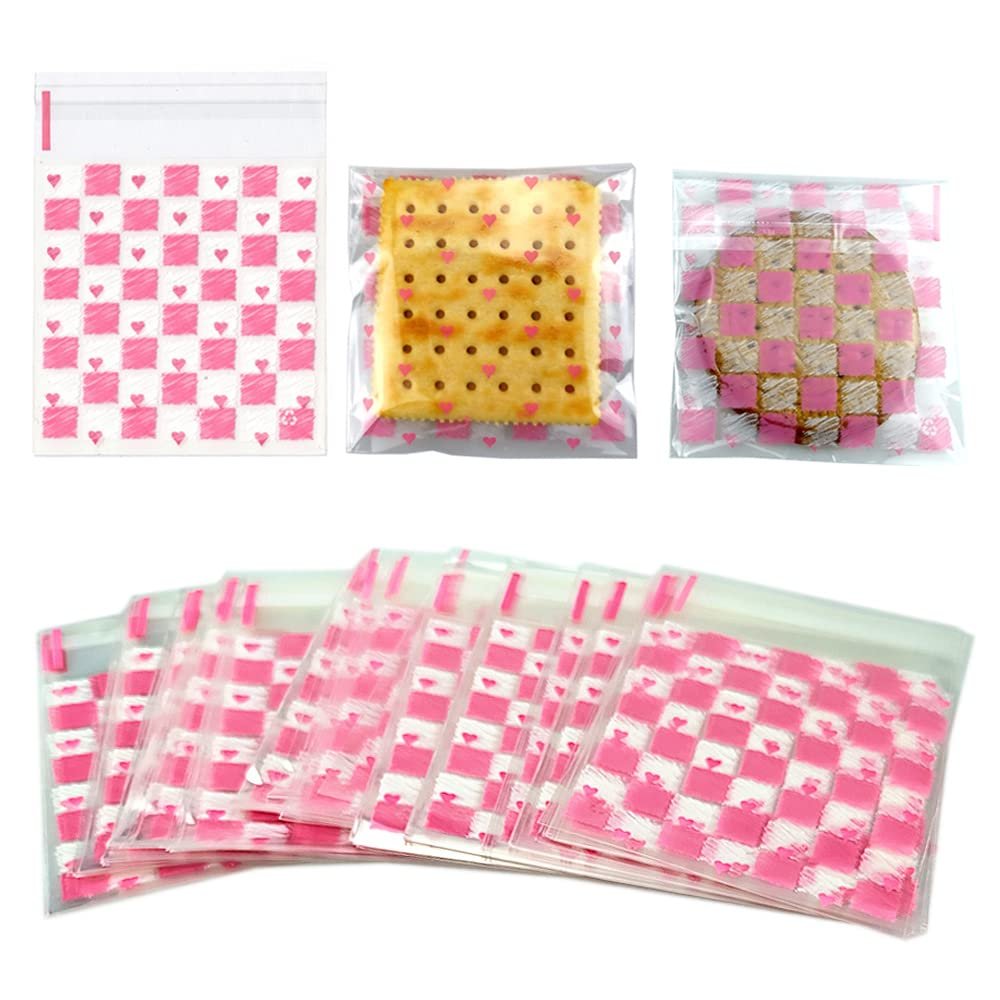 FAZHBARY 100 PCS Pink Valentine Cellophane Bags Heart Self Sealing Cellophane Clear Treat Bags Goodie Bags for Party Supplies