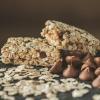 Kodiak Cakes Chewy Granola Snack Bars, Chocolate Chip, High Protein, 100% Whole Grains, 1 box with 5 bars view 4