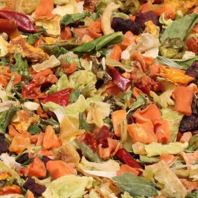 Garden Deluxe Vegetable Soup Mix by Its Delish, 2 Lbs Bulk Bag | 16 Natural Dehydrated Vegetables for Ramen Noodles, Soup Greens with Beets | Freeze Dried Veggie Blend, No MSG, Vegan, Kosher
