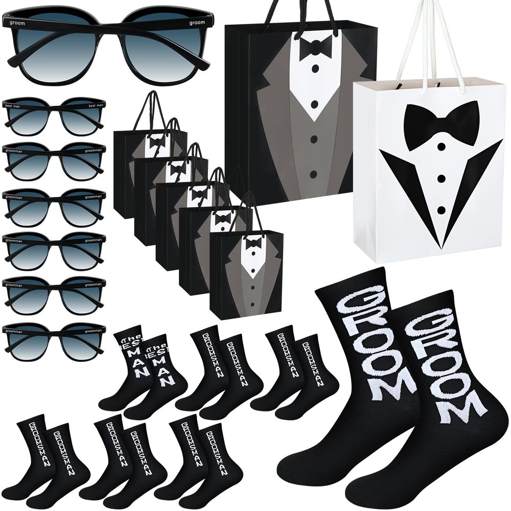 21 Pcs Groomsmen Gifts Set 7 Pairs Black Groomsmen Socks for Men 7 Pieces T Shirt Gift Bags 7 Pairs Sunglasses for Wedding Proposal Bachelor Party