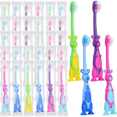 Gerrii Kids Toothbrushes Bulk Soft Lovely Little Kangaroo with Covers Suction Cup Individually Wrapped for Children Toddler Home School Camp Daycare Travel(400 Pcs)
