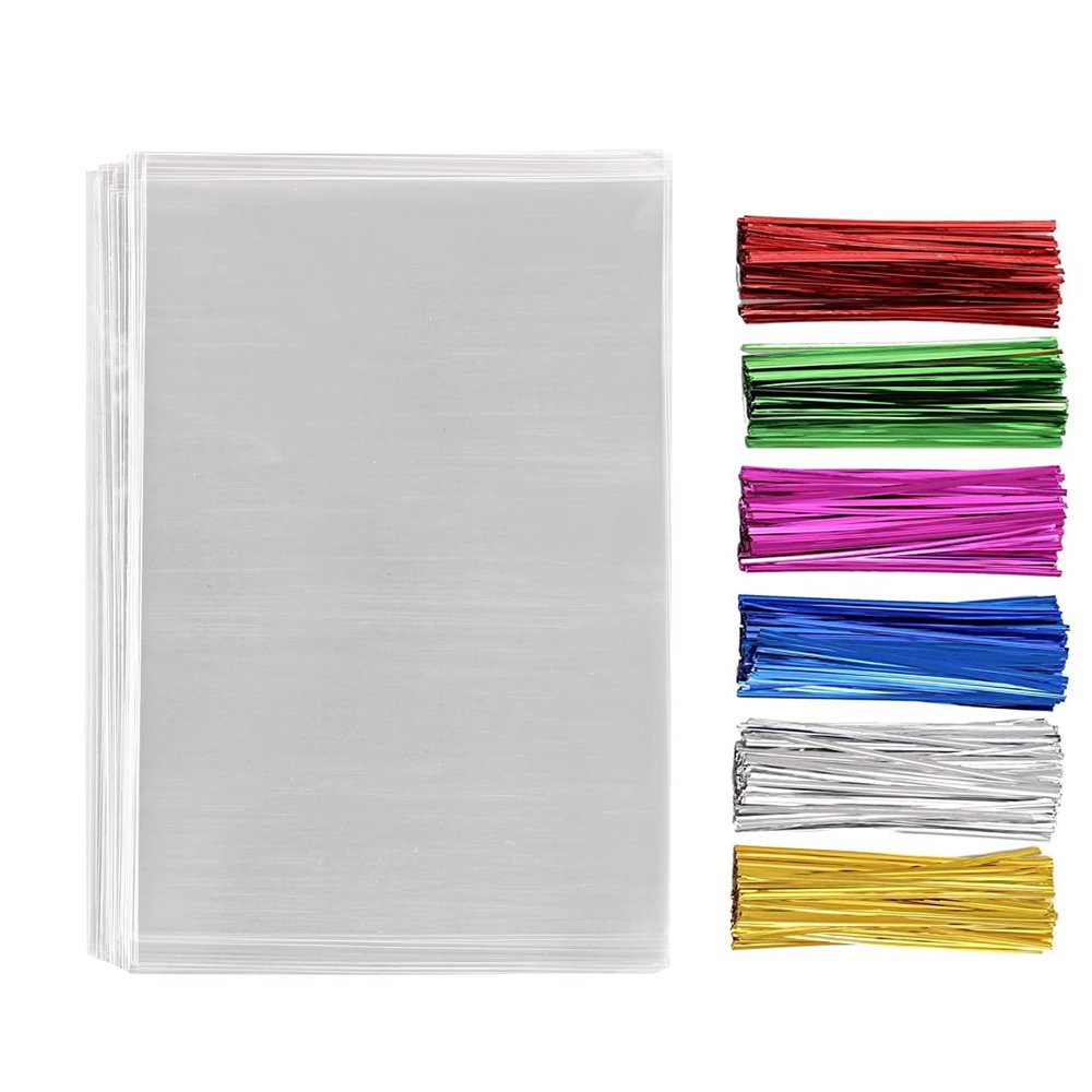 MoloTAR 200 Pcs 7 in x 5 in(1.4mil.) Clear Flat Cello Cellophane Treat Bags Good for Bakery, Cookies, Candies,Dessert with five random color Twist Ties!