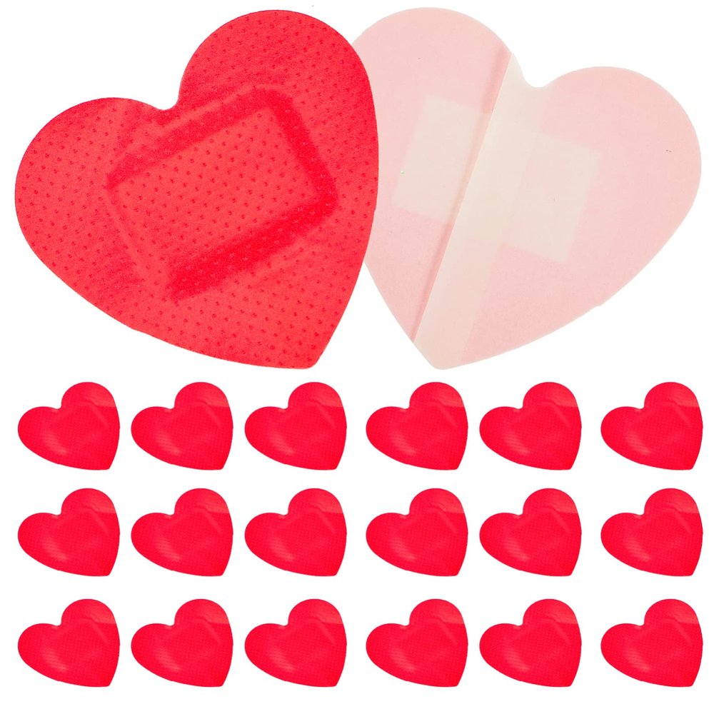 Beavorty Pickle Heart Shaped 25pcs Decorative Dressing Care Protectors Knuckle Stickers Scrapes Burns Emergency Pickle