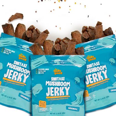 The Daily Good Mushroom Jerky - 3-Pack Snacks, Yummy High-Fiber Mushroom Snack, Meatless & Gluten-Free Food, Contains Eggs, Made from Shiitake Stalk, 0.58 lbs., Vegetarian, Original Flavor