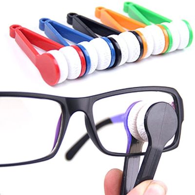 5Pcs Spectacle Glass Cleaner Mini Sun Glasses Brush Eyeglass Microfiber Brush Portable Magnetic Glass Lens Cleaner Glasses Cleaning Accessories(Random Color)